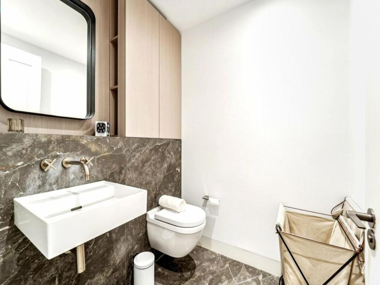 Beautiful Modern Central Covent Garden Sleeps 5 Londra